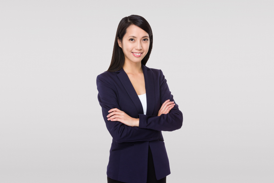 businesswoman-portrait-8W7A7WU-1.jpg